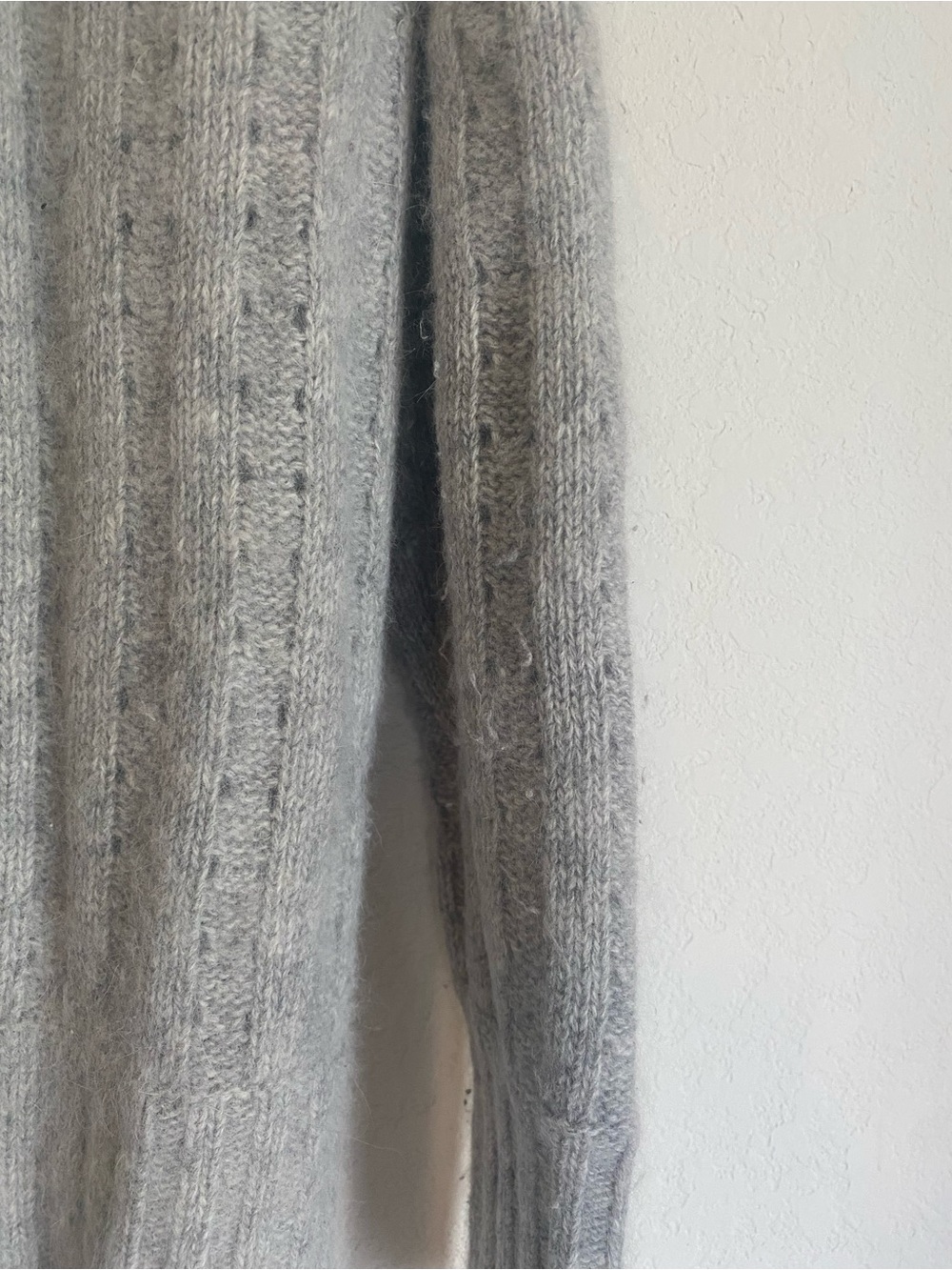 Banana Republic Grey Off-The-Shoulder Cable Knit Sweater - Picture 11 of 14